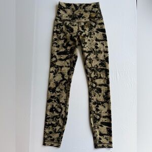 lululemon athletica Black and Tan Tie-Dye Jeggings